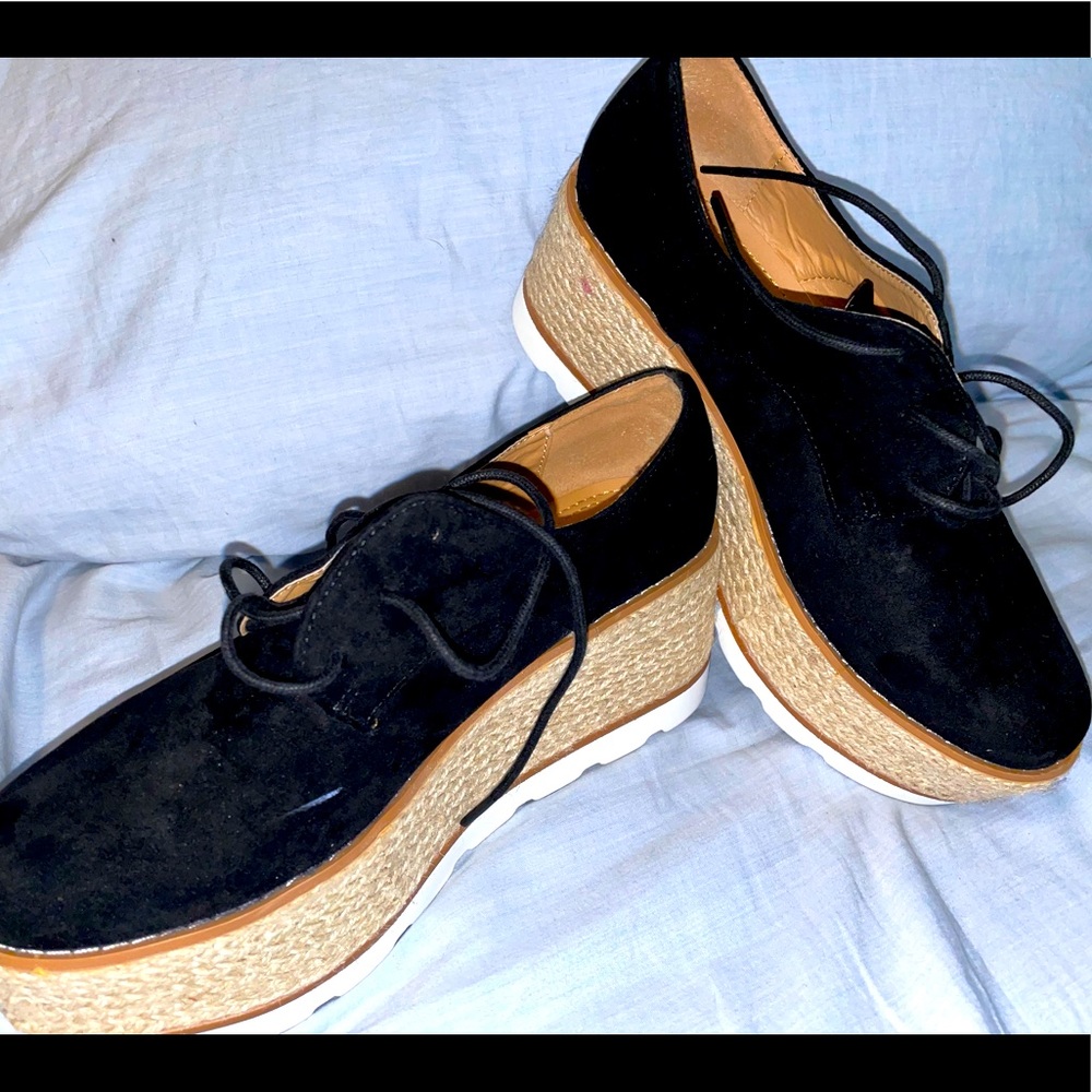 Melly’s casual platforms